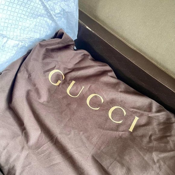 Gucci Unisex Black Matte Monogram Flap Messenger Bag - Picture 4 of 14